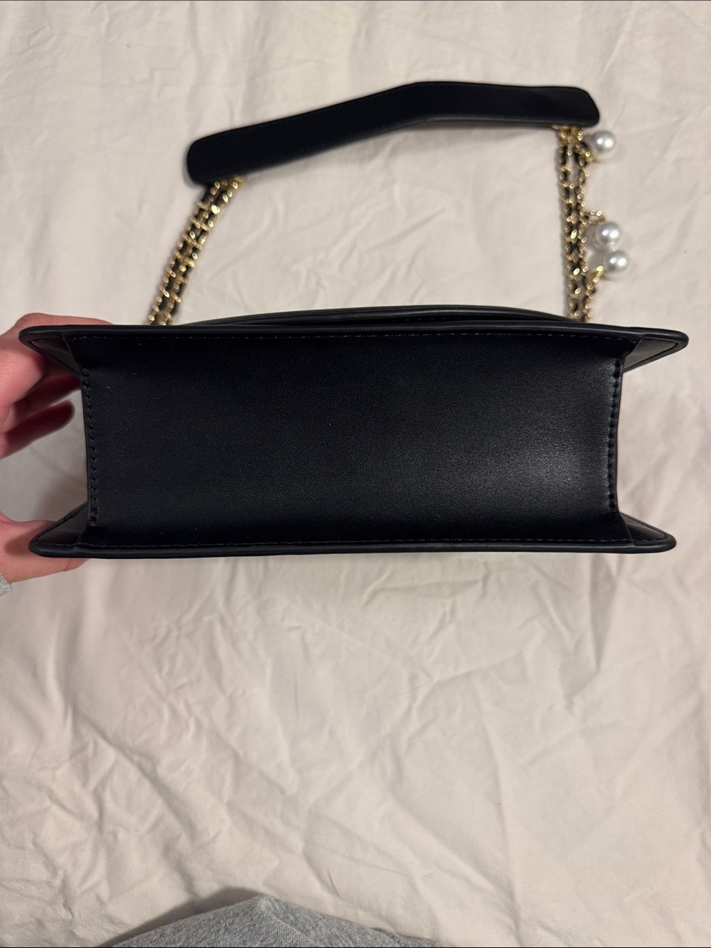 Karl Lagerfeld Black Leather Shoulder Bag with Gold Chain and Pearl Accents - Picture 6 of 10